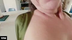 EatingOut StepMom in the Kitchen Thumb