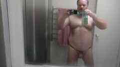 pissing Thumb