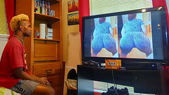 QUYDELLE WATCHING BIG BOOTY TWERK Thumb