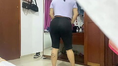El arte del cambio de ropa con la sexy Irina Thumb