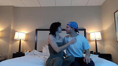 Guy Kissing Hot Woman Thumb