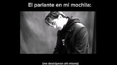 Usen un parlante Thumb