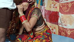सजी संवरी सादी में जाने से पहले नाजुक चूत मरवा डाली Thumb