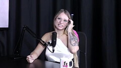 Queria apimentar a profiss&atilde_o e virou criadora de conte&uacute_do porn&ocirc_, com uns v&iacut Thumb