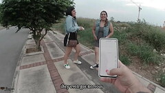 Desconocido nos ofrece dinero a cambio de tener una experiencia con un vibrador en el centro comerci Thumb