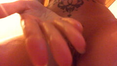 This beautiful Italian makes you come in a fantastic orgasm look at her beautiful pussy oozing Thumb