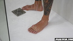 Solo Hot and Wet Shower Thumb
