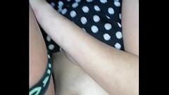 Belat sa Blonde na iniyot ko Thumb