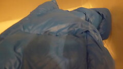 pisse sur ma derni&egrave_re doudoune Thumb