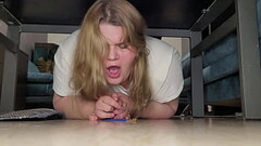 Cum on the cute paintress big ass Thumb