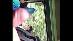 Me masturbo en el bus Thumb