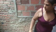 Vecino me ayuda a reparar la tuber&iacute_a y me termin&oacute_ dando una rica follada Thumb