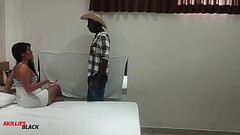 Pe&atilde_o meteu a rola na dona da fazenda enquanto o marido estava no puteiro - Maysi Thumb